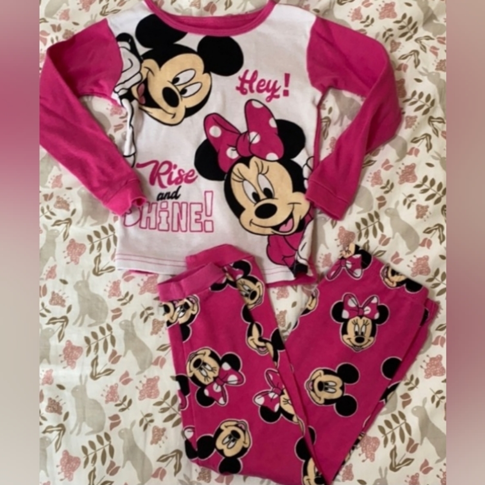 Disney Minnie Mouse Matching 2-Piece Pajama Set Size 4T -Pink